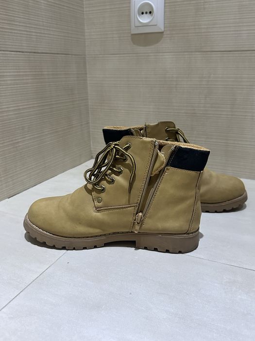 Зимние ботинки (бу) 40-41 размера