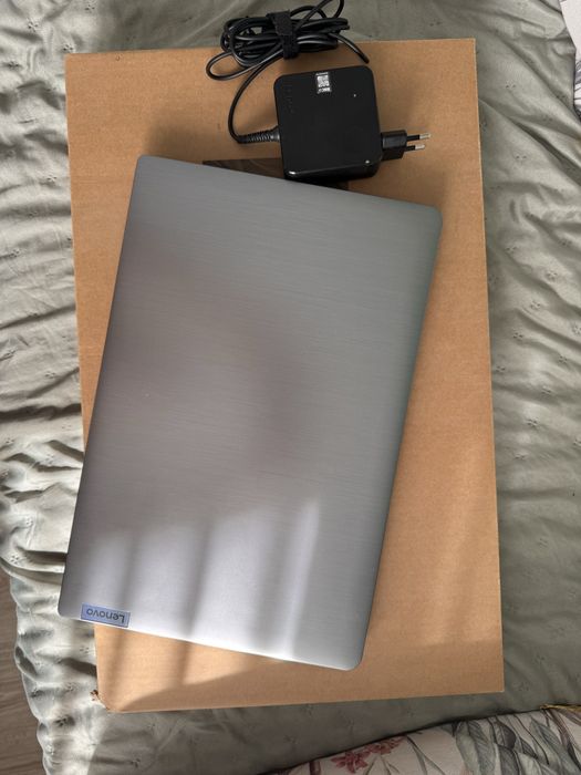 Lenovo ideapad 3 (15”)