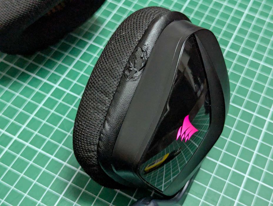 Vand casti gaming true wireless Corsair Void ELITE surround 7.1 carbon