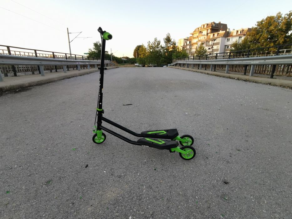 Тротинетка  Kikka Green