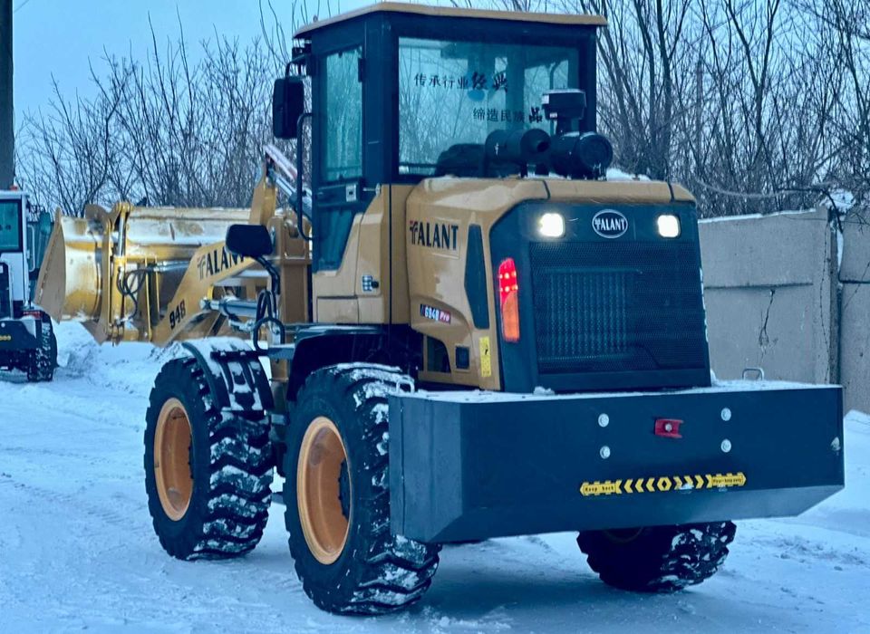 Фронтальный погрузчик Талант 948