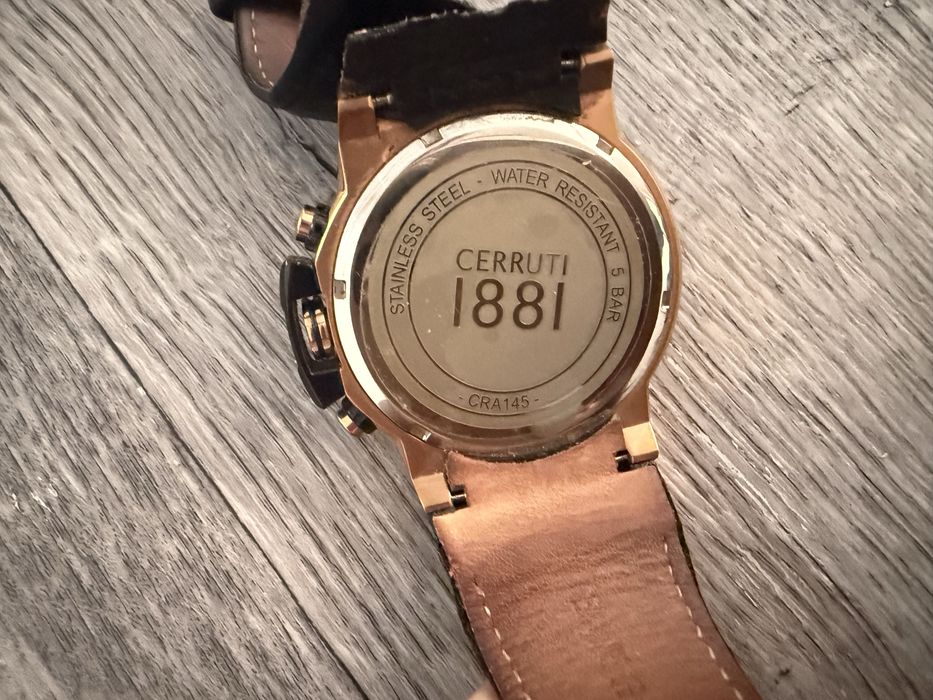 Часы Cerruti 1881