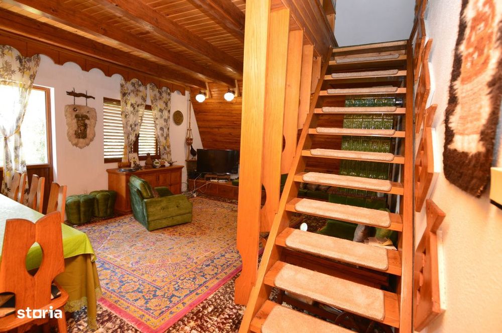 Vanzare Vila 6 Camere Maneciu-Cheia