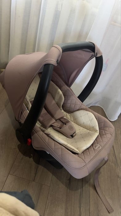 Продам Автолюльку Happy Baby