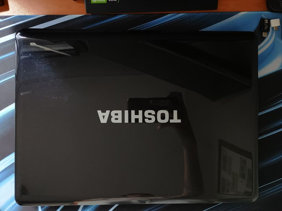 Тошиба Сателит 17" за 150евро