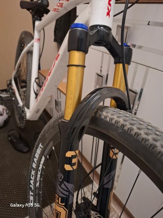 Воздушная вилка на 29