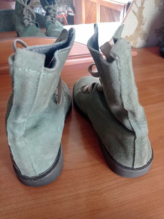 Ботинки замшевые