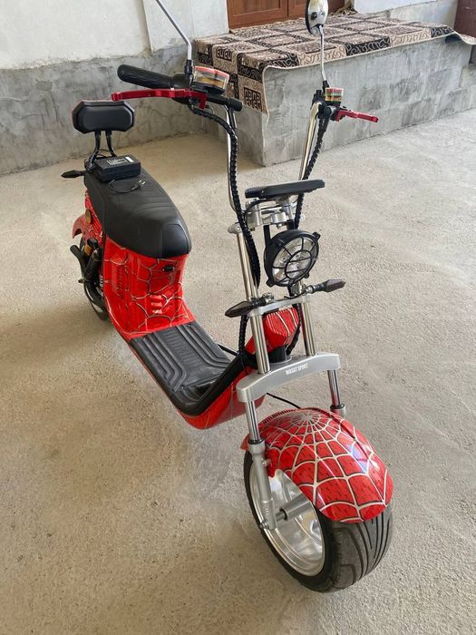 Elektra skuter 7777