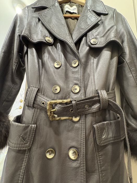 Продам кожаный плащ.