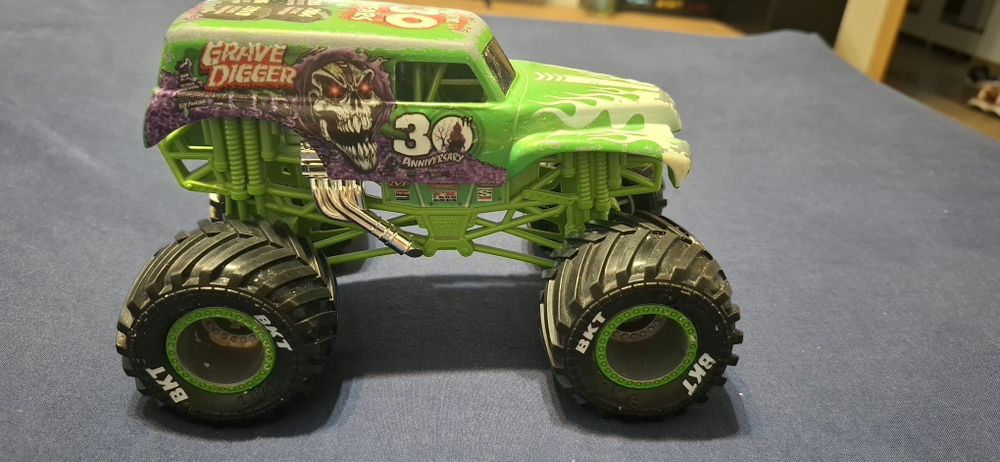 Monster Jam Grave Digger