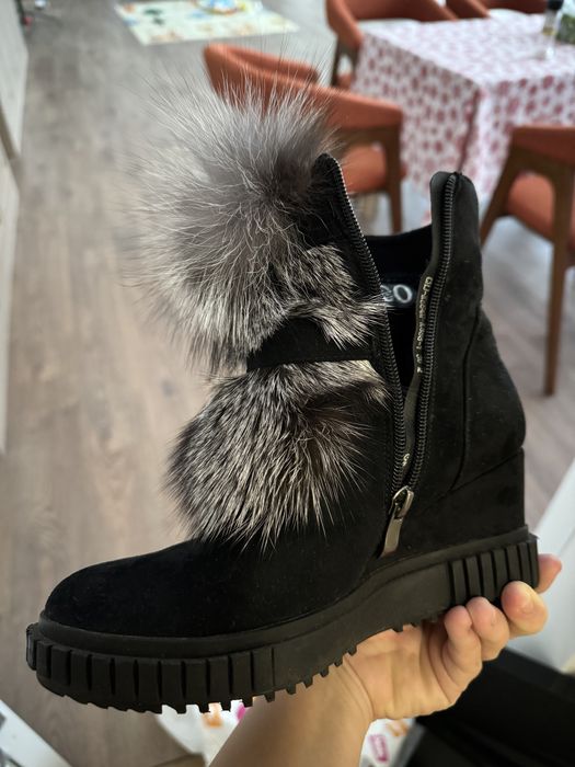 Черни боти велур