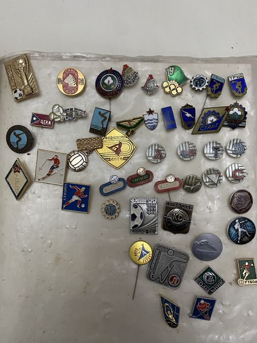 Значки спортивные,заповедников,деятелей