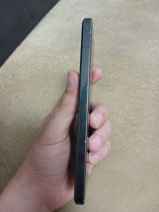 Xiaomi 13 flagman. Korobkasi bilan