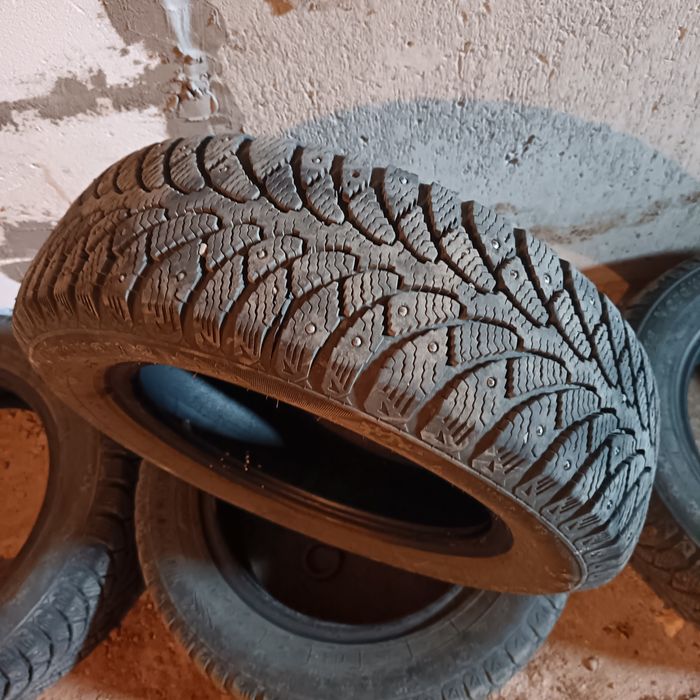 Продам зимние Р14