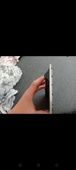 Vând sau schimb unitate Dell și tastatura prin bluetooth