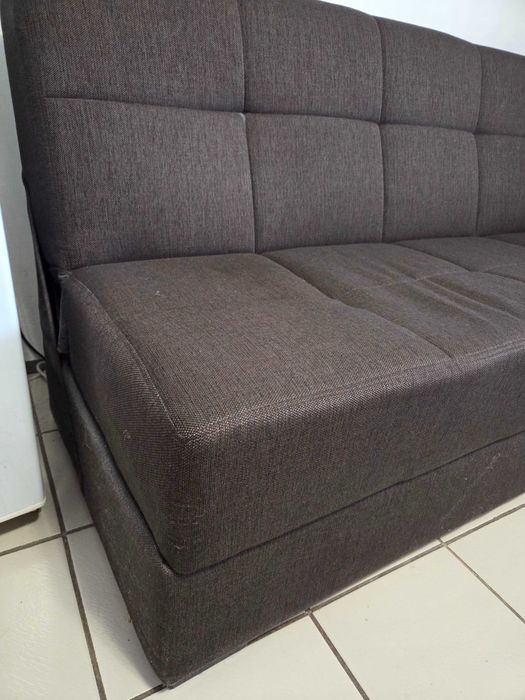Продавам диван разтегателен