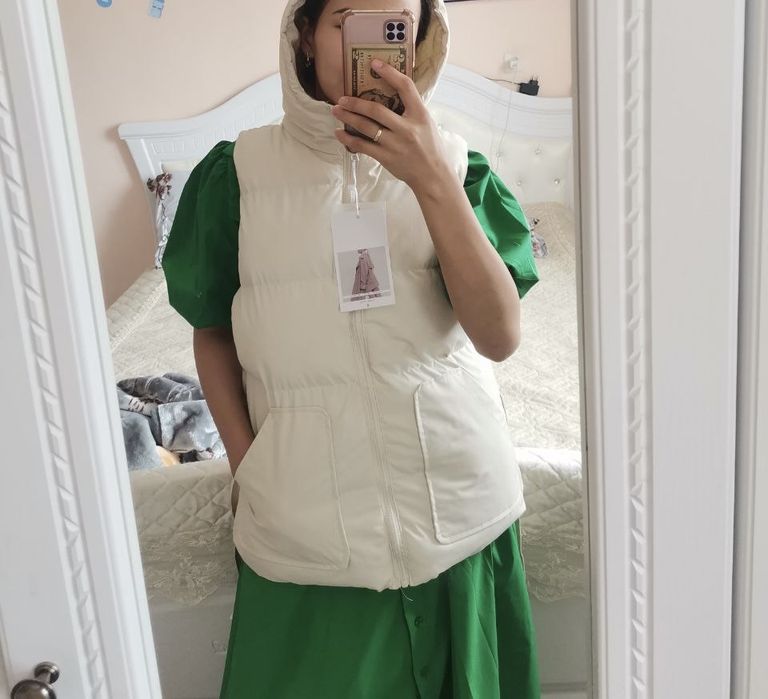 Новый безрукавка сатылады