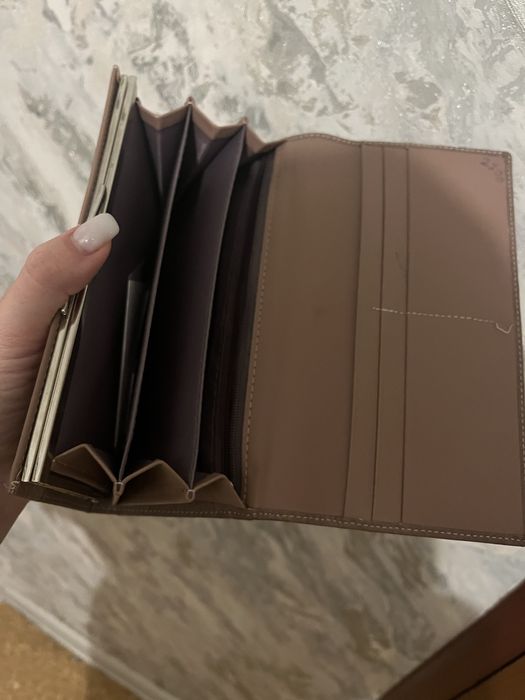 Продам кошелек в хорошем состоянии