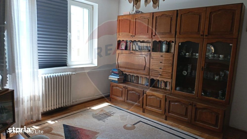 3 camere | 61 mp | Vizavi de Gara de Nord | Etaj 4 | Vedere liberă