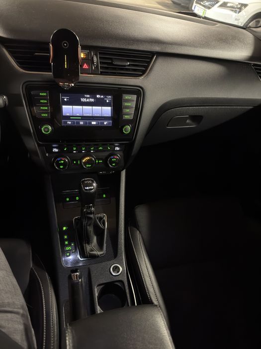 Vând Skoda Octavia 3 vRS 2.0 TDI - 184 CP