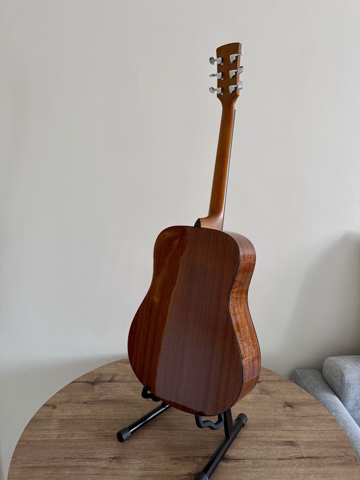 Ibanez PF18 акустикалық гитара, кәсіби реттелген