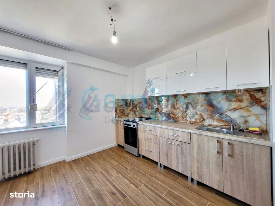 Apartament renovat cu 4 camere  , Cantemir, Oradea,Gaminvest, V2392E