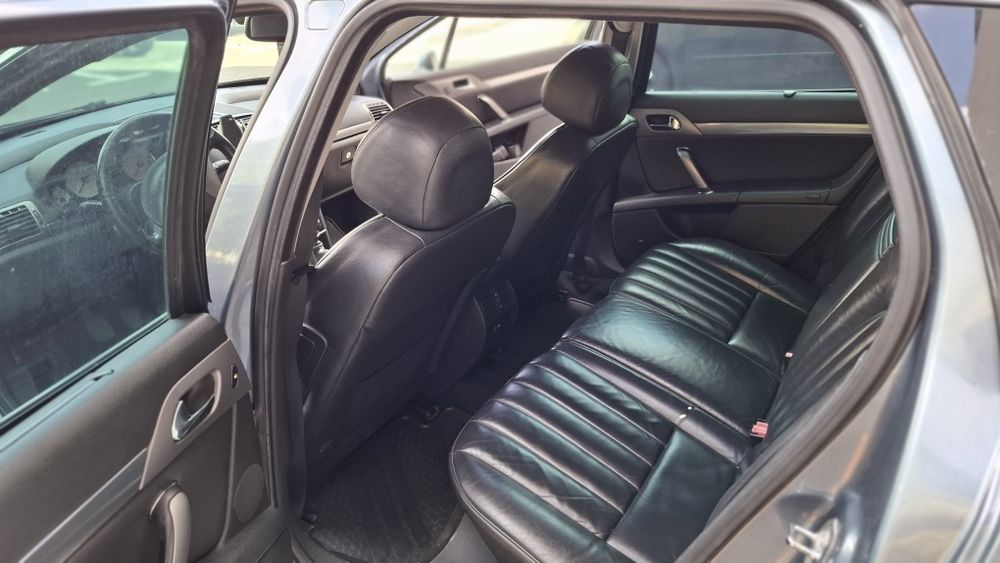 Vând Peugeot 407 Sw