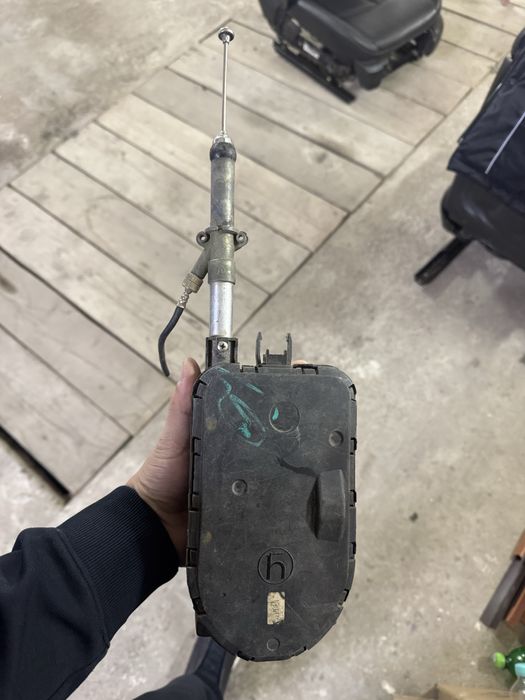 Антена Мерседес 124