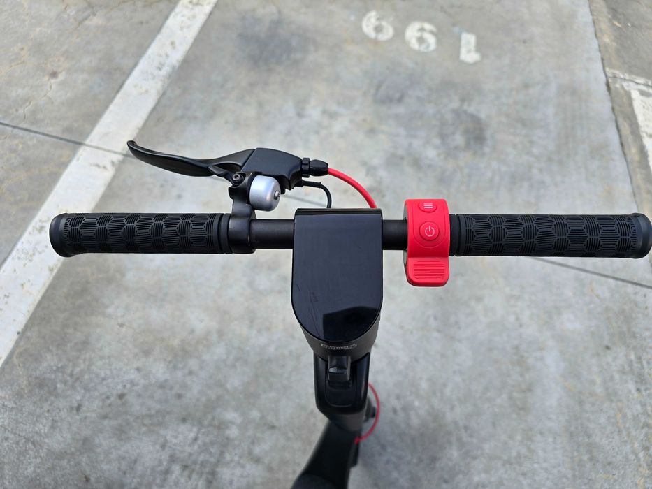 Trotineta Electrica HX X8, Autonomie 40km, Viteza 25km/h,36V,10Ah,350W