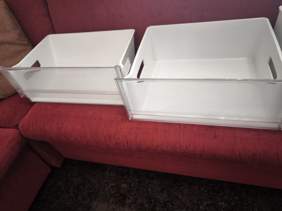 Рафтове и чекмеджета за хладилник LG