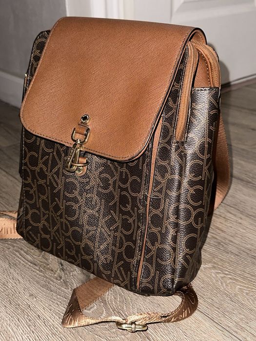 Продаю оригинальный рюкзак Calvin Klein