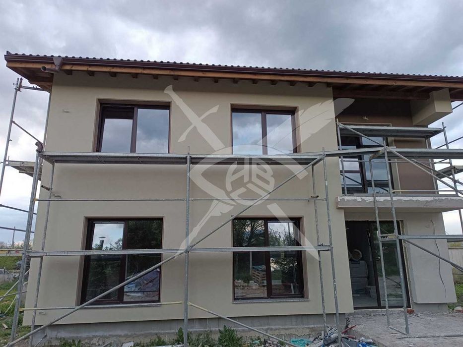 Продава се Къща в с. Пролеша, Област София-област - 173 кв.м за 1000 €/кв.м - Снимка #1