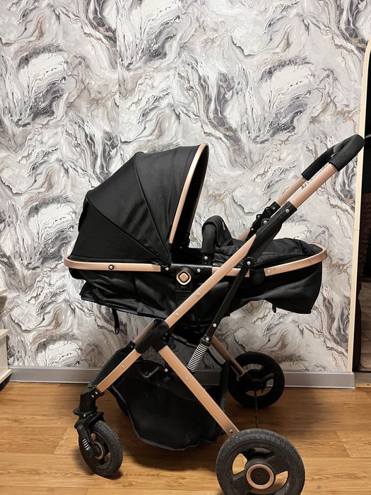 Продам детскую коляску