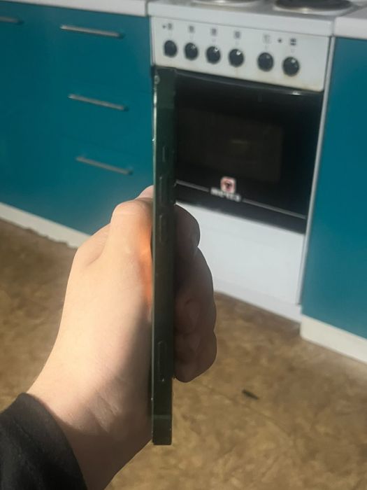 iphone 13 green.