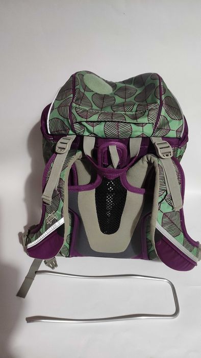 Свежарска раница с ергономичен гръб доста вместителна