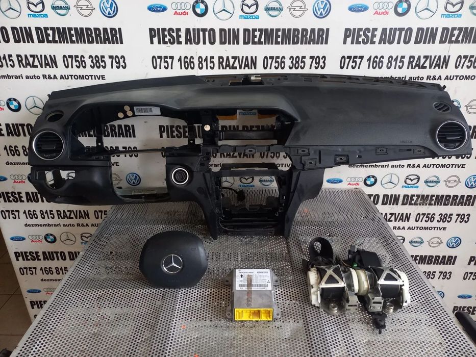 Plansa Bord Kit Airbag  Mercedes C Class W204 Facelift An 2011-2012-2013-2014-2015 Volan Stanga Eur