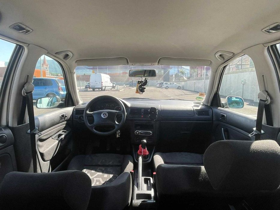 VOLKSWAGEN Golf 2000 — imagine 5