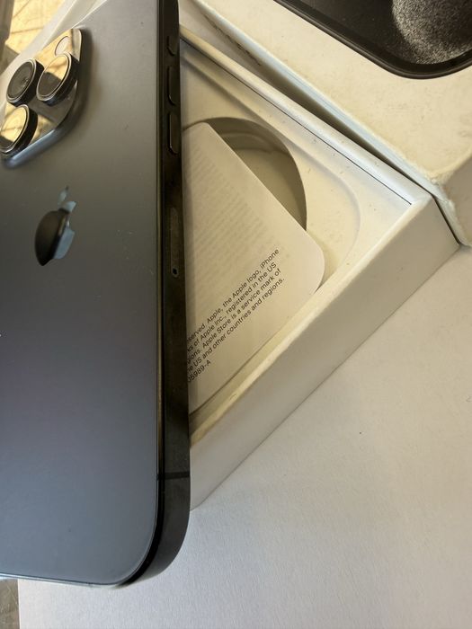 Iphone 15 pro black titanium 128 88% батерия!
