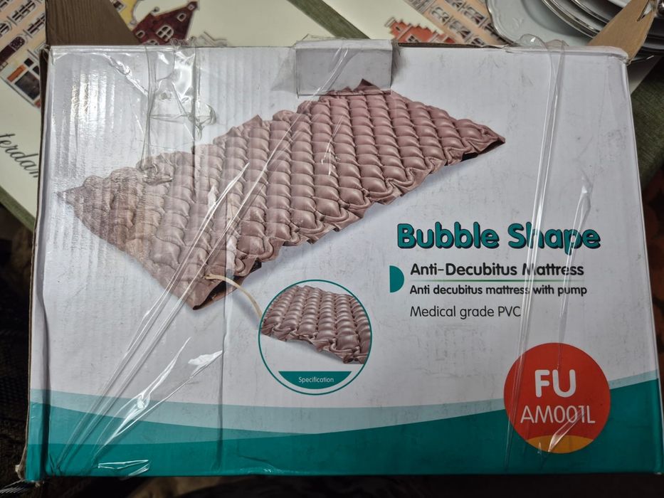 Противопролежневые предметы.