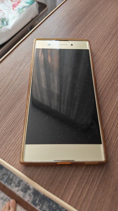 Продам телефон Sony xperia xa1 plus