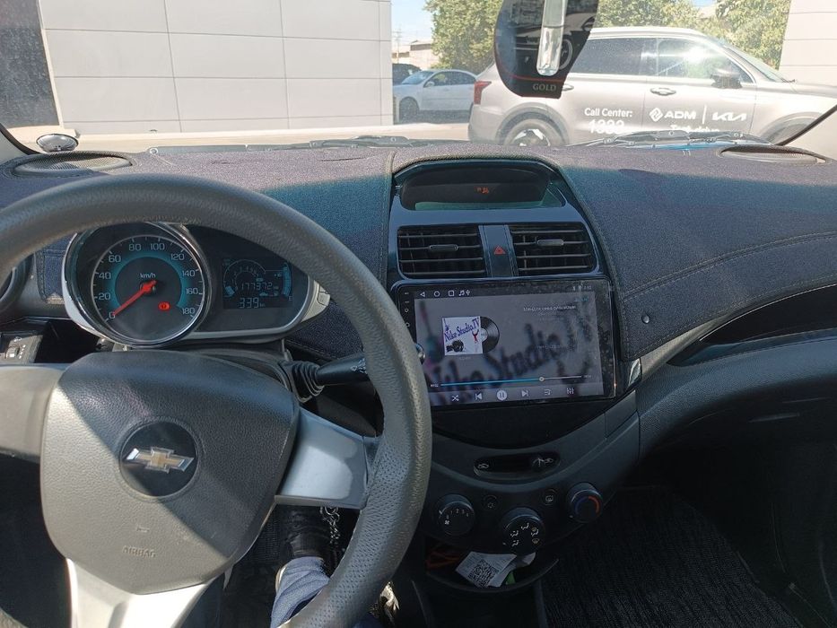 Продам срочно Spark 2019 MK + metan