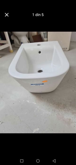 Vand 2 bideuri roca noi