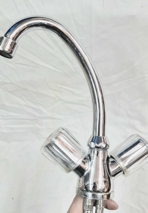 Смесители за умивалник баня, кухня, (смеситена батерия) стоящи 2бр.