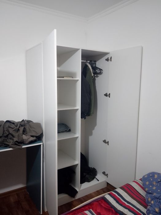 Шкаф новый срочно продаю