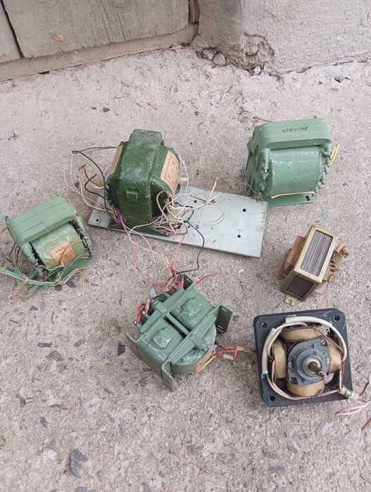 Продам запчасти .