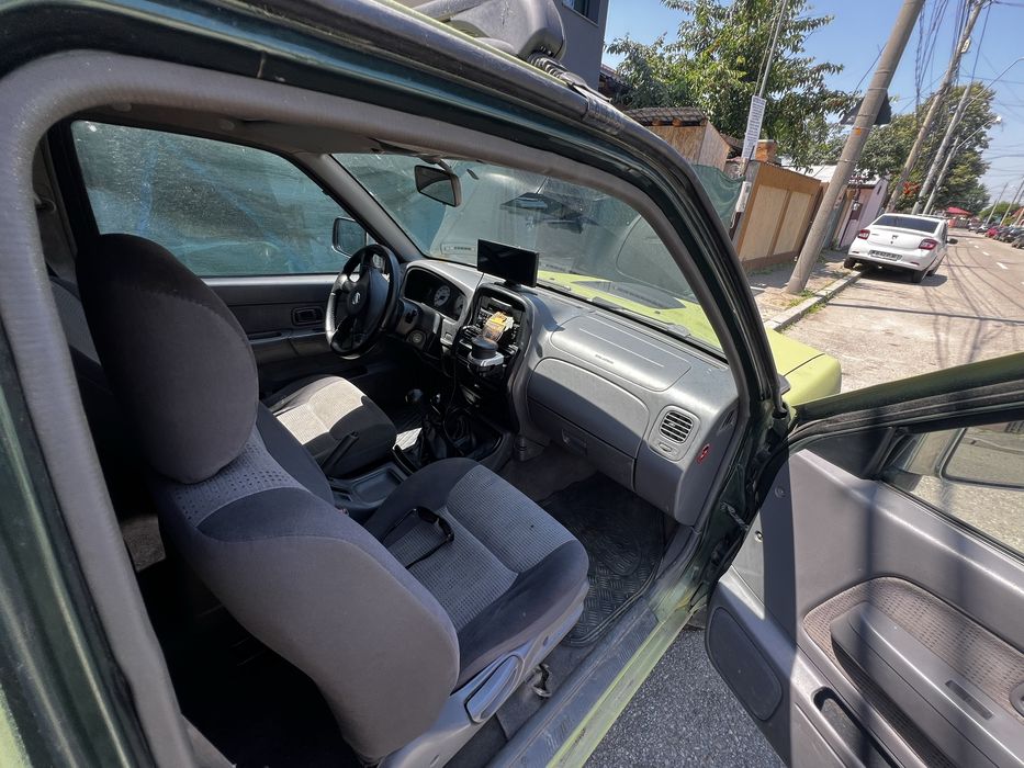 Nissan navara d22