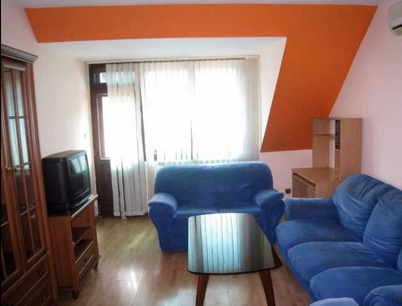 Дава се под наем Многостаен апартамент в Пловдив, Коматево - 100 кв.м за 357 € - Снимка #2