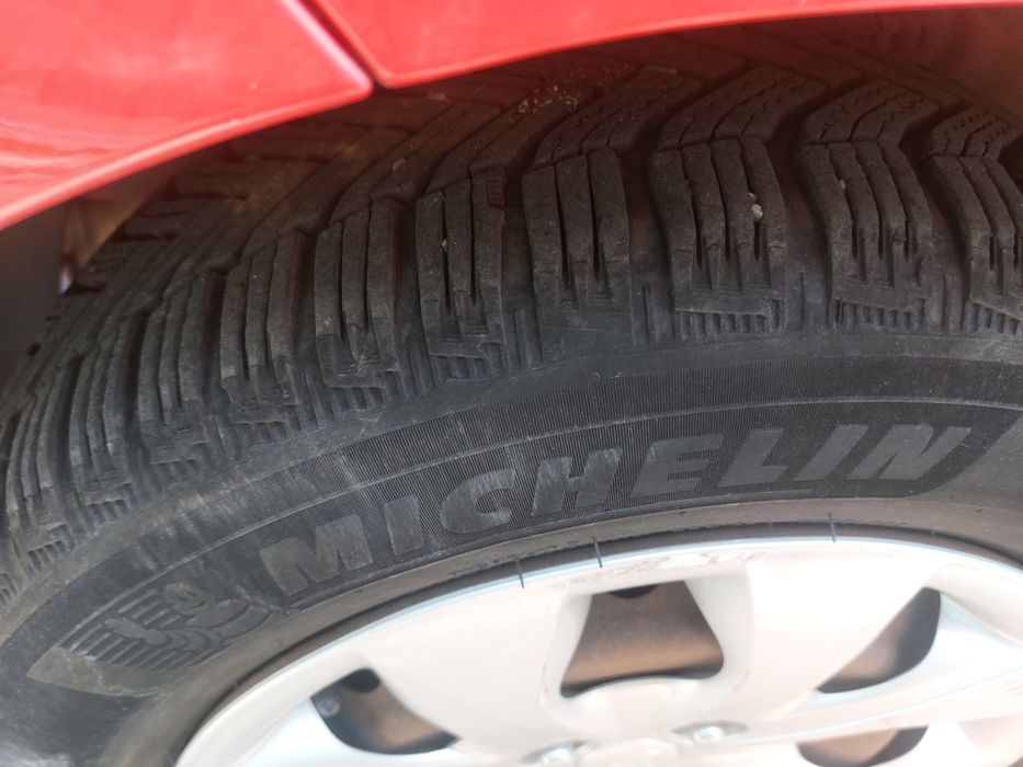 Oferta cauciucuri/anvelopele iarna  Michelin R15185/65 T88