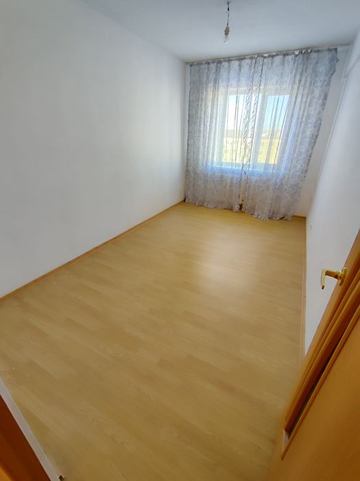 3-комн кв (1-40, 4 эт)