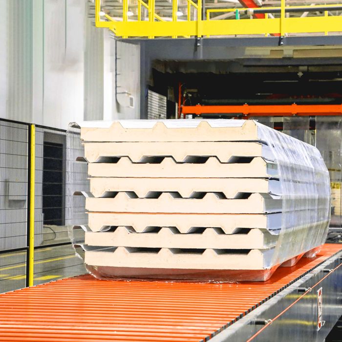 Сендвич панели ПИР/PIR НЕГОРЮЧИЕ самозатухающие